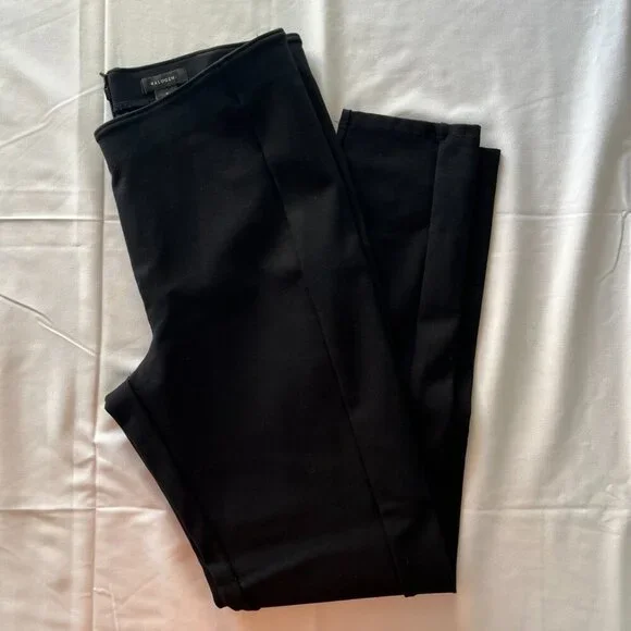 Halogen Womens size Small Black Elastic Band Pants - Picture 12 of 12